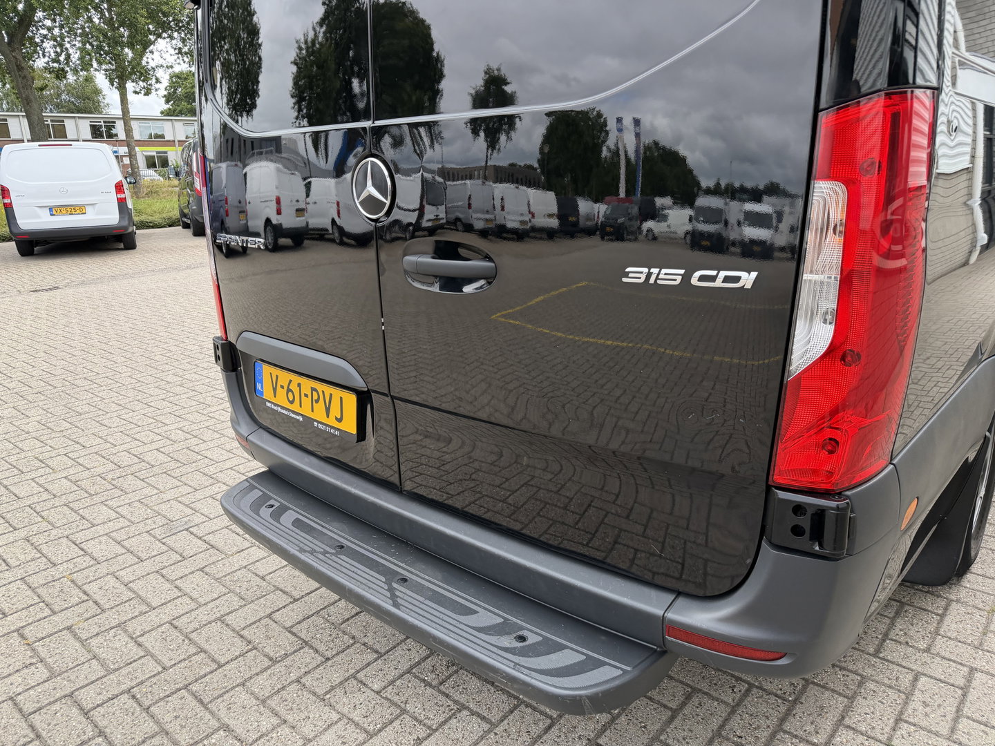 Mercedes-Benz Sprinter 315 1.9 CDI L3H2 RWD / vaste prijs rijklaar € 27.750 ex btw / euro 6 / bpm vrij / climate control / bijrijders bank / kan omgekeurd worden naar 3500 kg trekhaak !