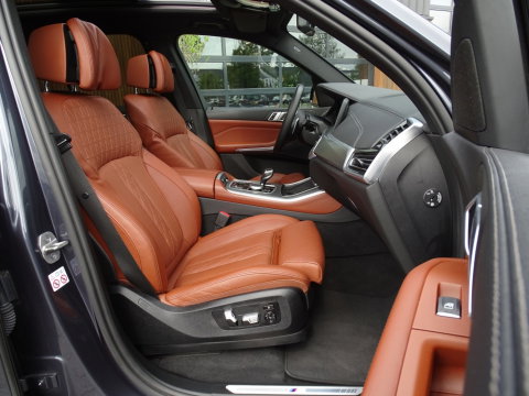 BMW X5 45e 394PK M-Sport Pro / Laser / pano / softclose / 360°