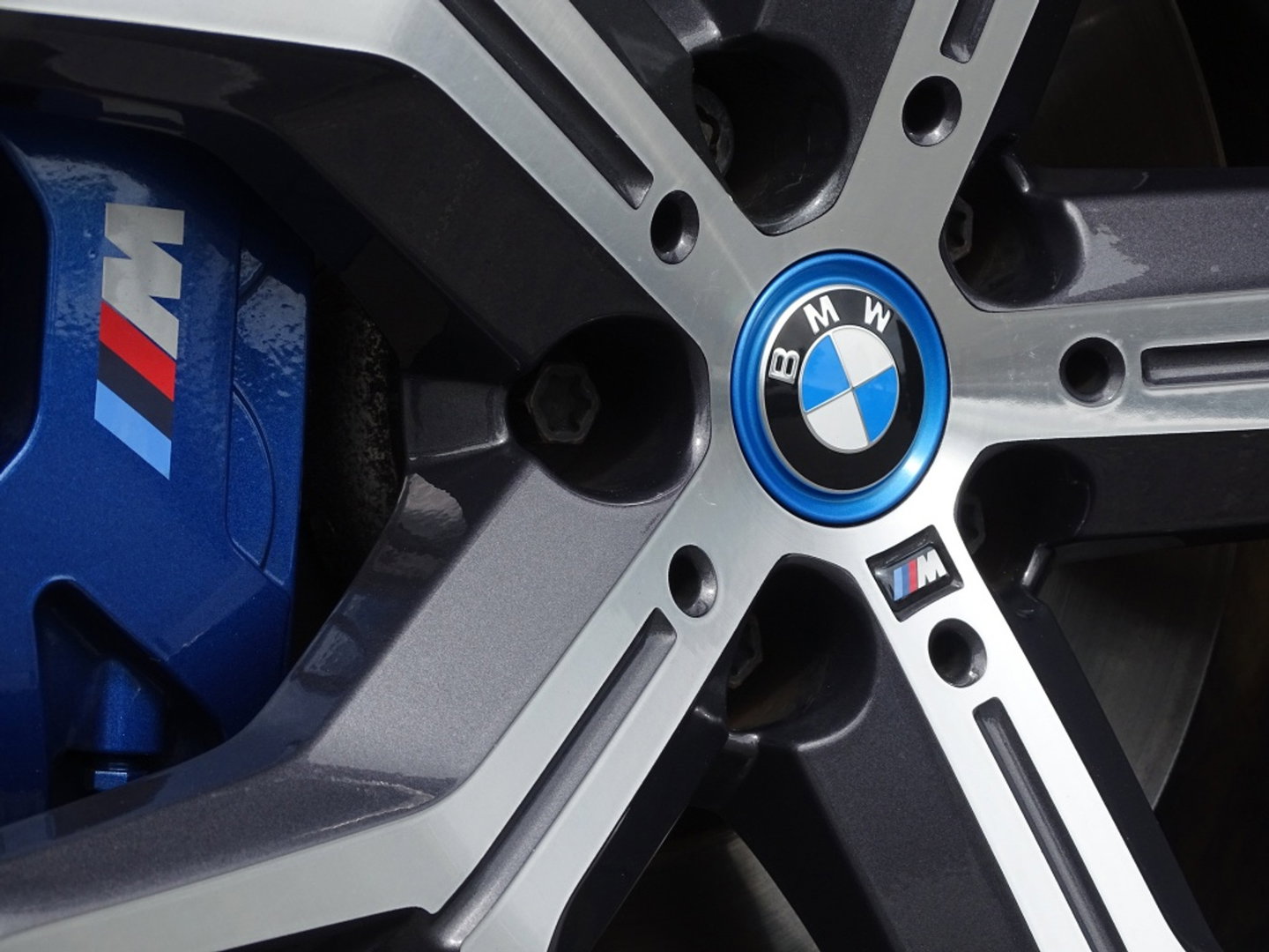 BMW X5 45e 394PK M-Sport Pro / Laser / pano / softclose / 360°