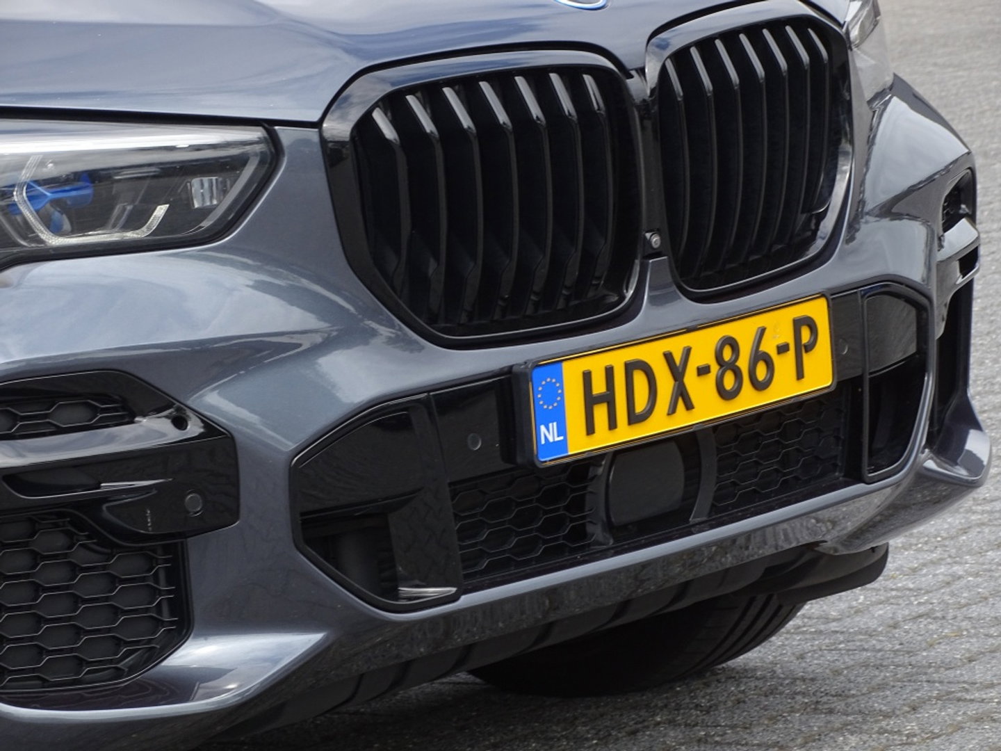 BMW X5 45e 394PK M-Sport Pro / Laser / pano / softclose / 360°