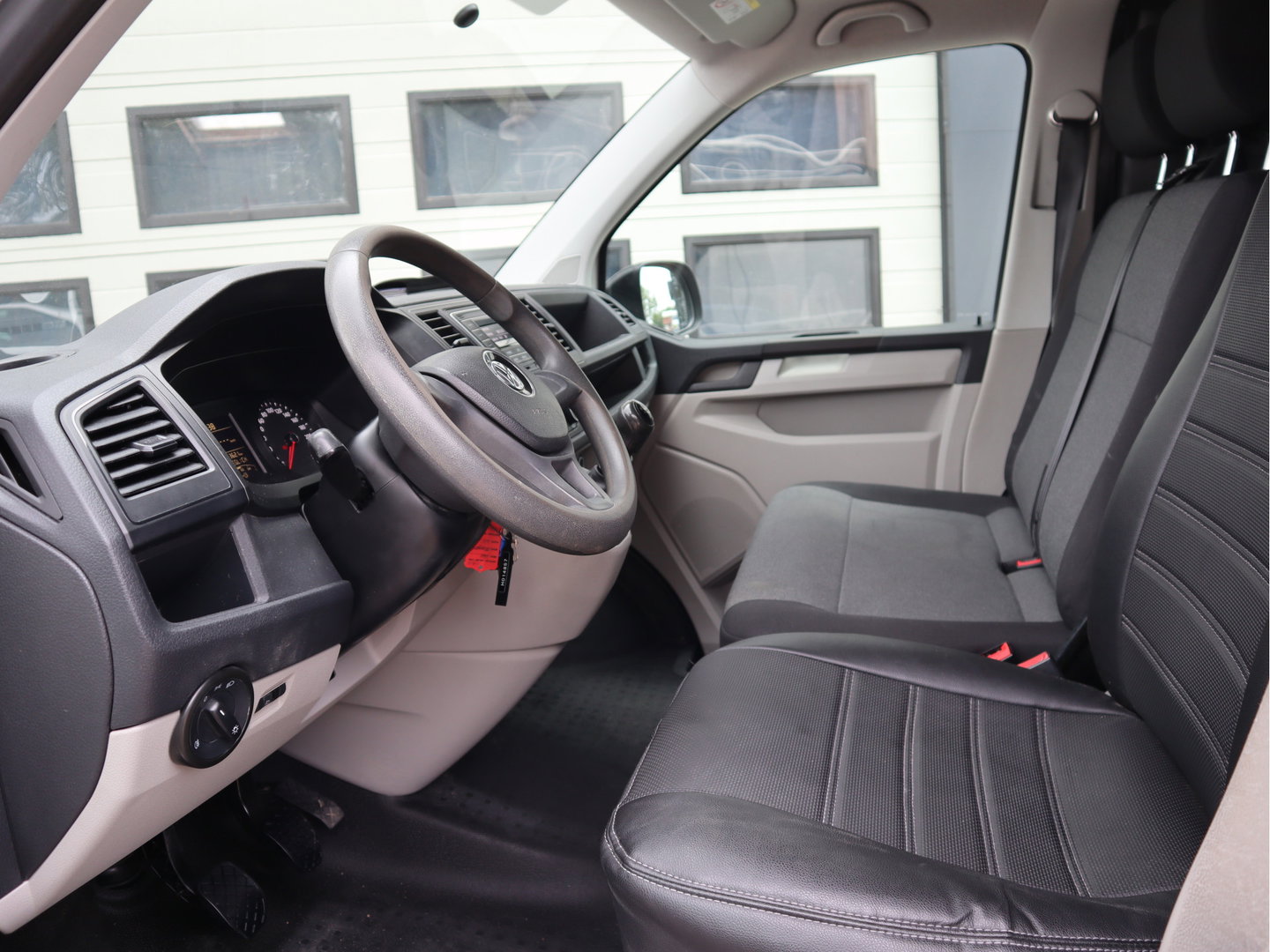Volkswagen Transporter 2.0 TDI 102 pk Euro 6 - L2 Lang - Imperiaal