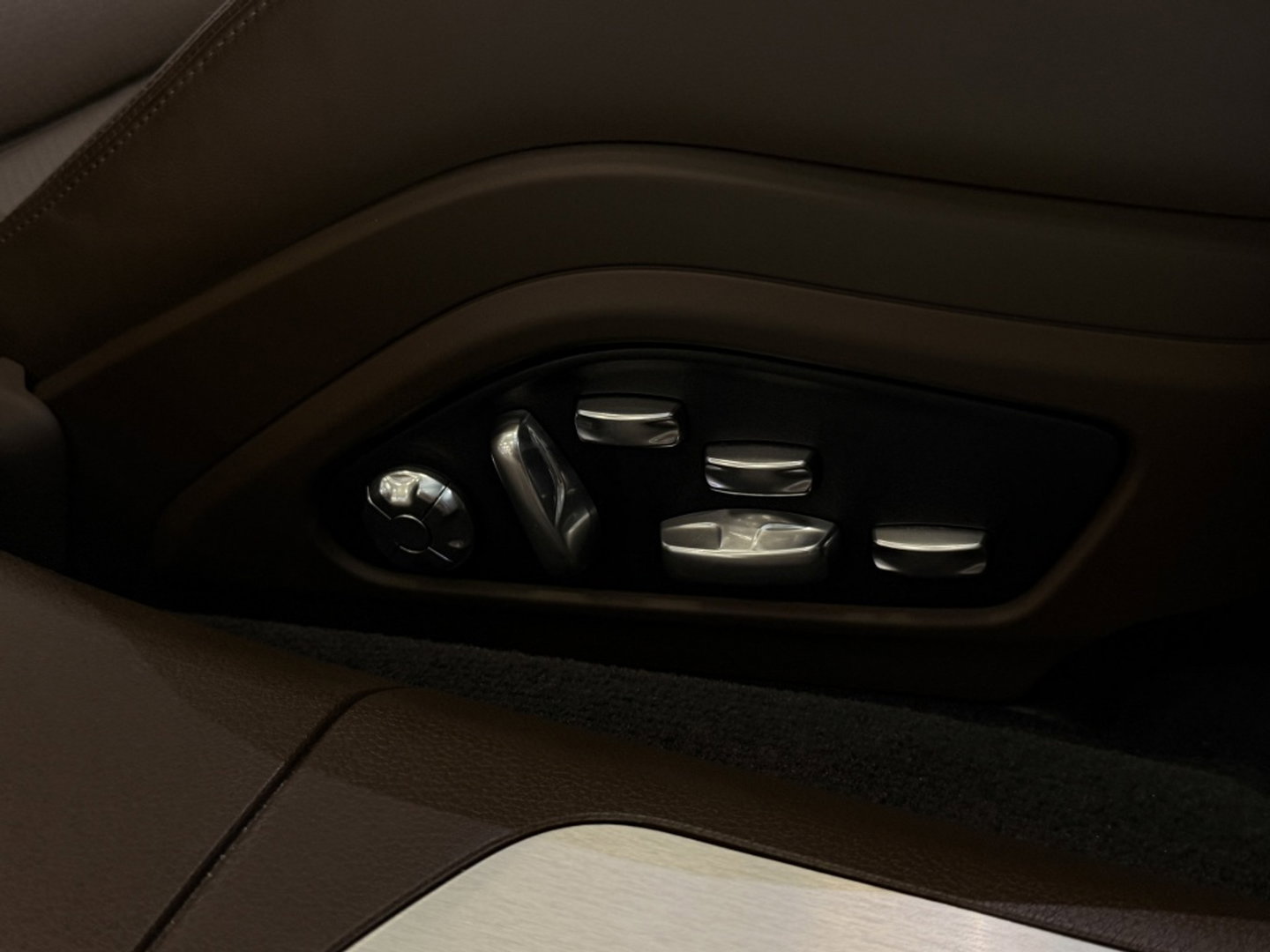 Porsche Panamera 2.9 V6 4 E-Hybrid 462PK / Softclose / Approved / PDLS+ / Nachtzicht