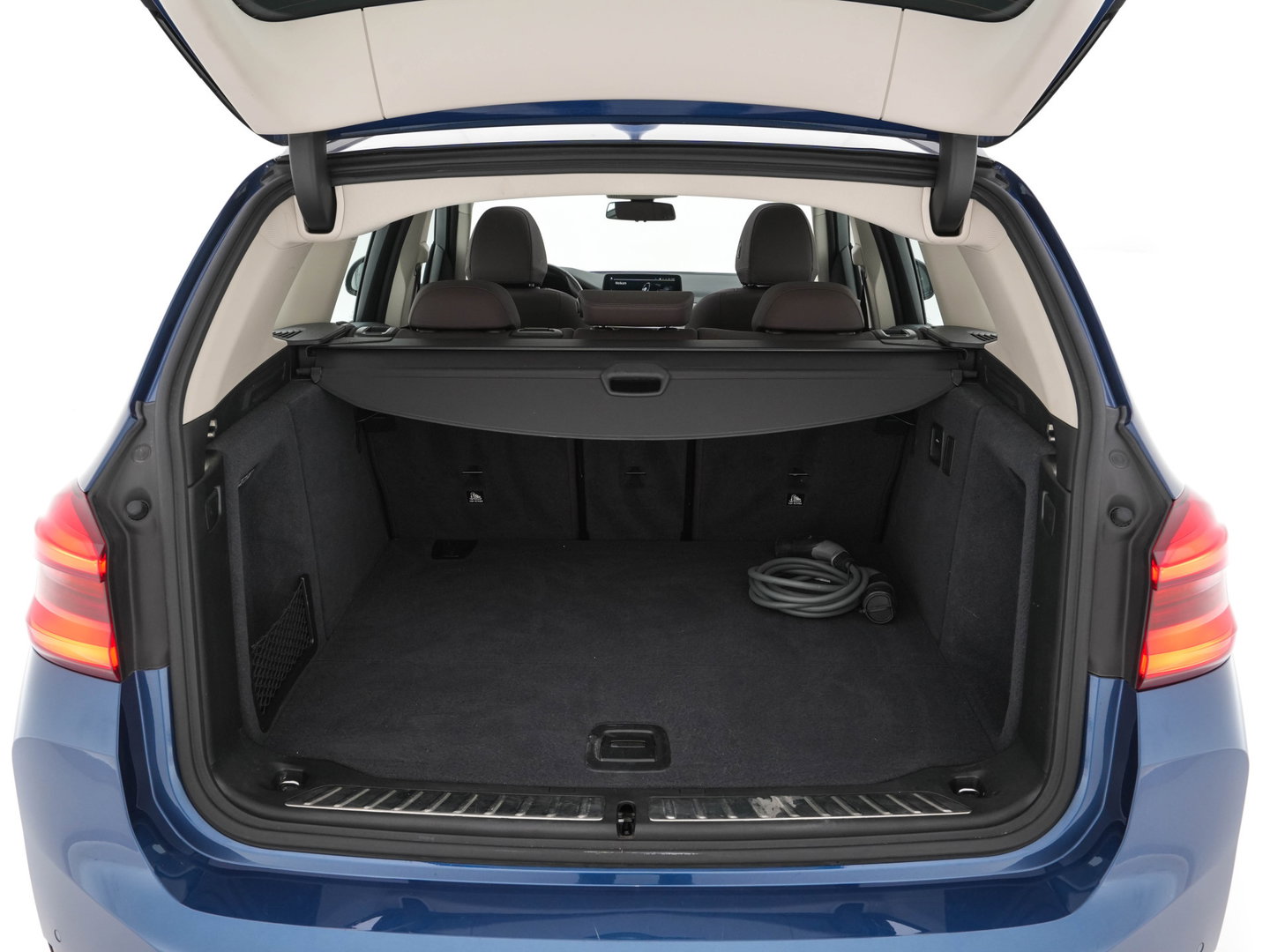 BMW iX3 Executive 80 kWh [3-Fase-11kW ] {SoH-98%} (INCL-BTW) Aut. *PANO | LEATHER | ADAPTIVE-CRUISE | FULL-LED | MEMORY-PACK | DIGI-COCKPIT | HEATED-COMFORTSEATS | KEYLESS | CAMERA | DAB+ | 19''ALU*