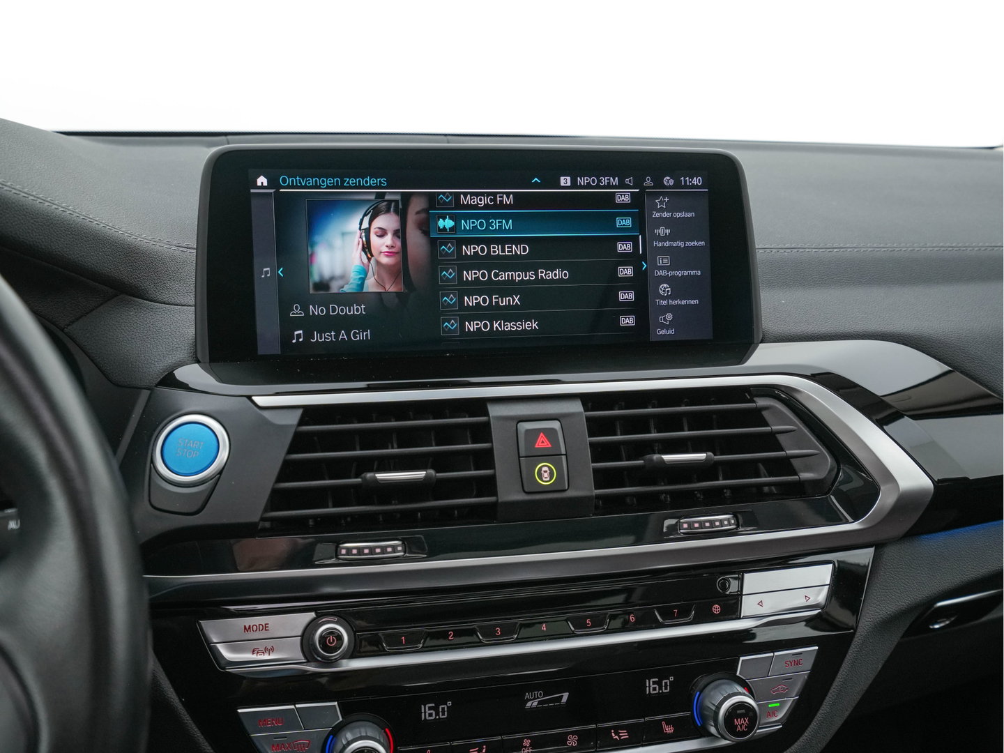 BMW iX3 Executive 80 kWh [3-Fase-11kW ] {SoH-98%} (INCL-BTW) Aut. *PANO | LEATHER | ADAPTIVE-CRUISE | FULL-LED | MEMORY-PACK | DIGI-COCKPIT | HEATED-COMFORTSEATS | KEYLESS | CAMERA | DAB+ | 19''ALU*