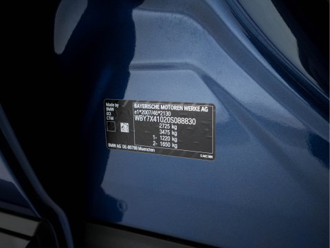 BMW iX3 Executive 80 kWh [3-Fase-11kW ] {SoH-98%} (INCL-BTW) Aut. *PANO | LEATHER | ADAPTIVE-CRUISE | FULL-LED | MEMORY-PACK | DIGI-COCKPIT | HEATED-COMFORTSEATS | KEYLESS | CAMERA | DAB+ | 19''ALU*