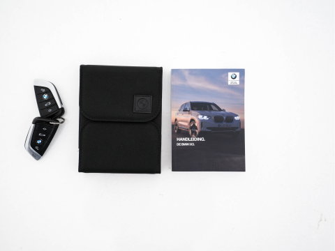 BMW iX3 Executive 80 kWh [3-Fase-11kW ] {SoH-98%} (INCL-BTW) Aut. *PANO | LEATHER | ADAPTIVE-CRUISE | FULL-LED | MEMORY-PACK | DIGI-COCKPIT | HEATED-COMFORTSEATS | KEYLESS | CAMERA | DAB+ | 19''ALU*