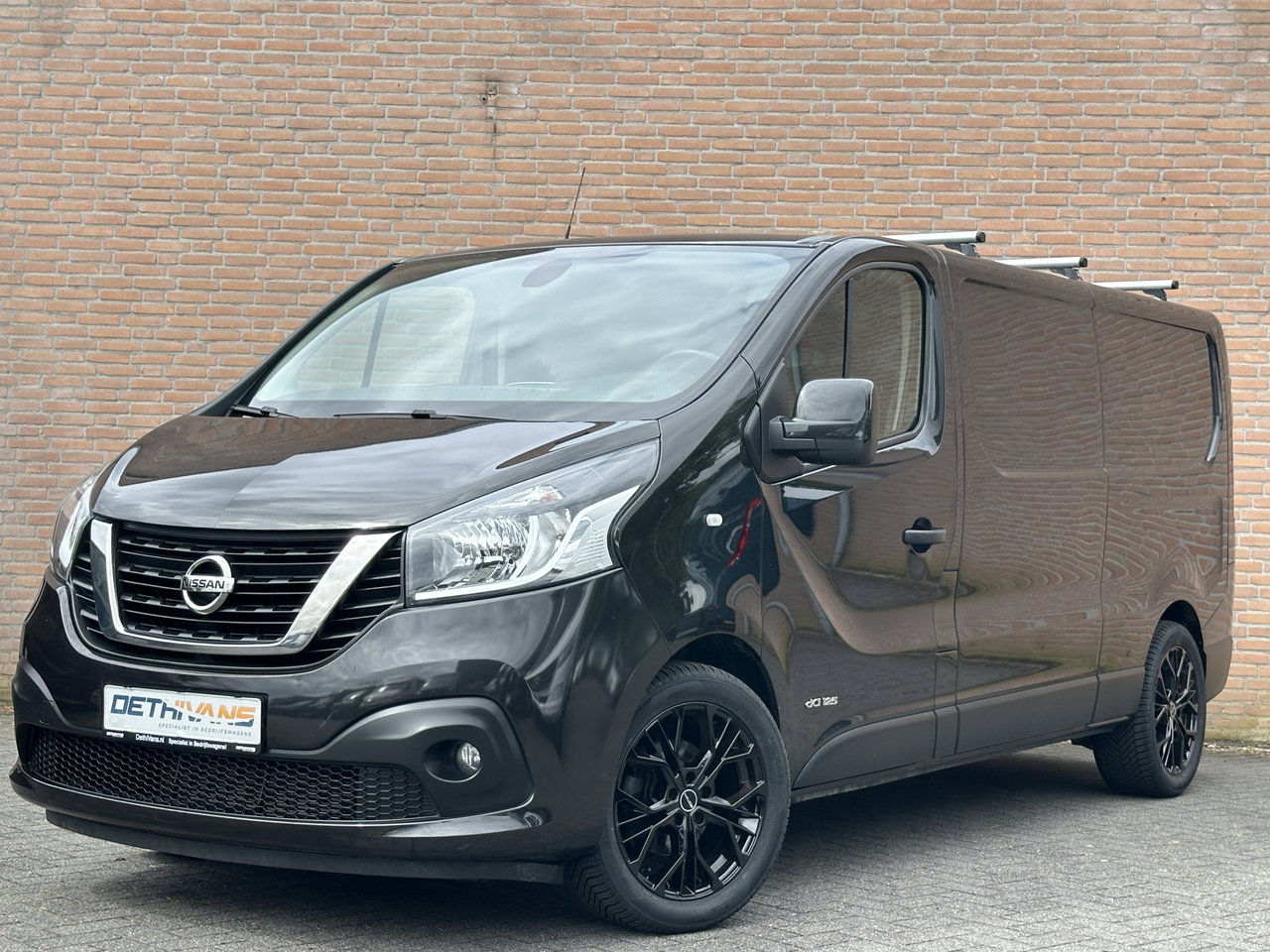 Nissan NV300