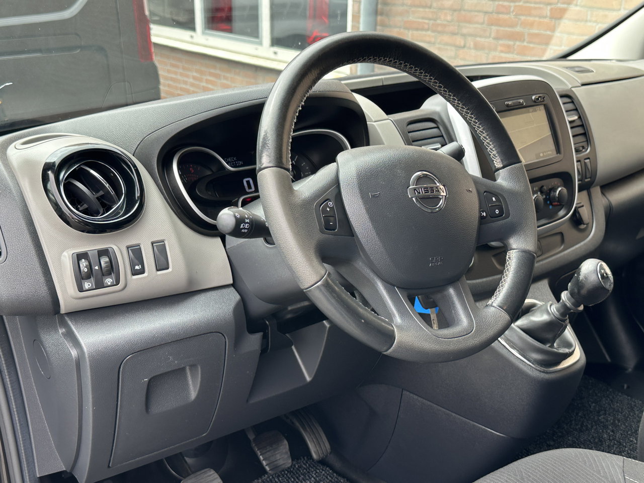 Nissan NV300