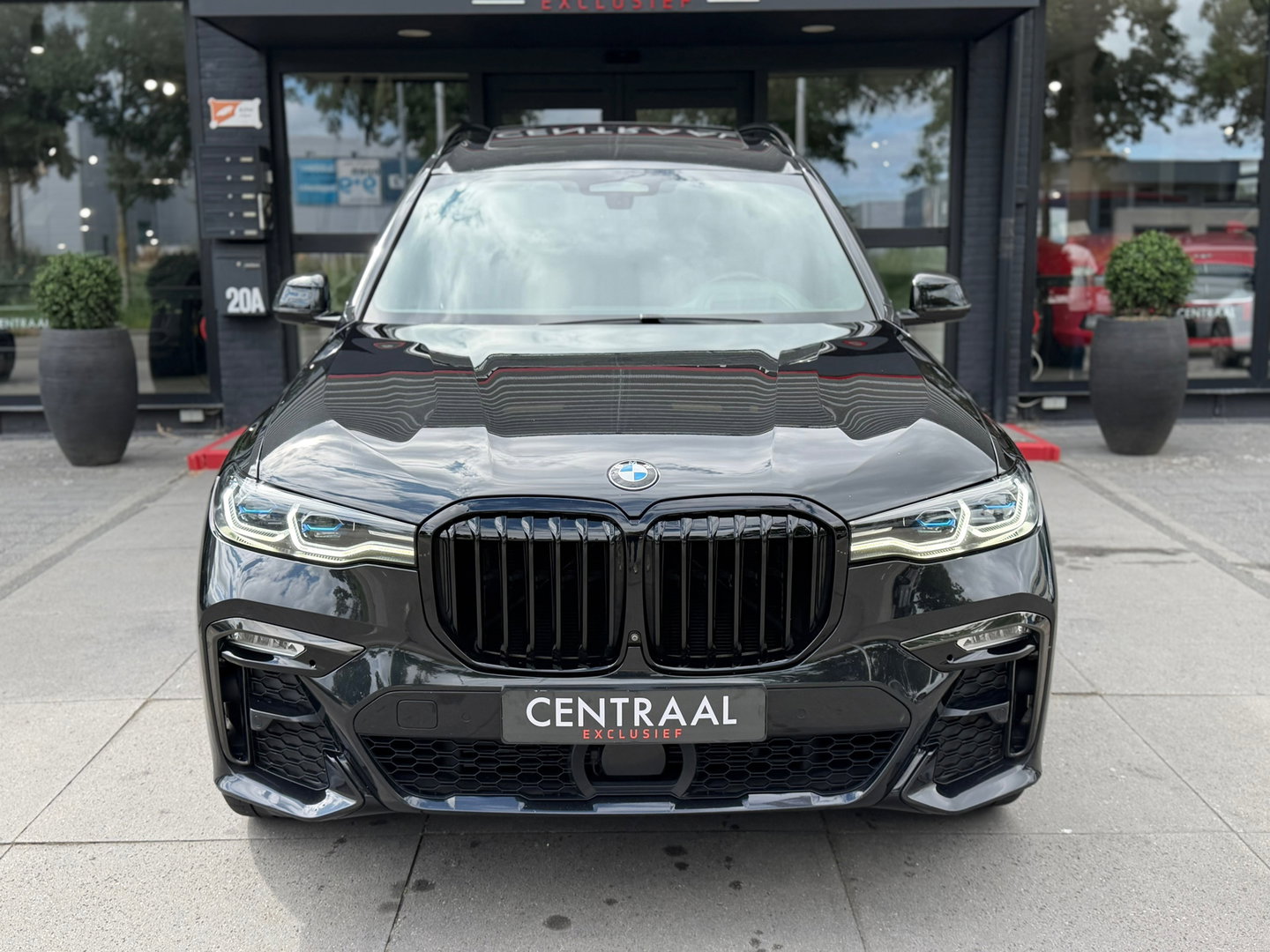 BMW X7 XDrive40i High Exe M-sport 7P|Pano|TV|Massage|Memory|Sky-Lounge|Soft-Close|Laser-Lights