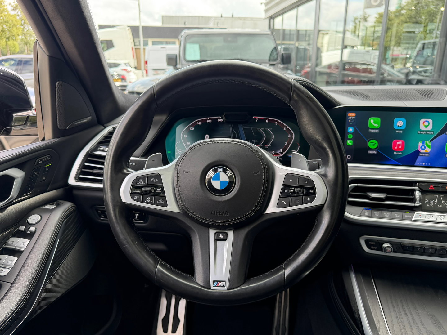 BMW X7 XDrive40i High Exe M-sport 7P|Pano|TV|Massage|Memory|Sky-Lounge|Soft-Close|Laser-Lights