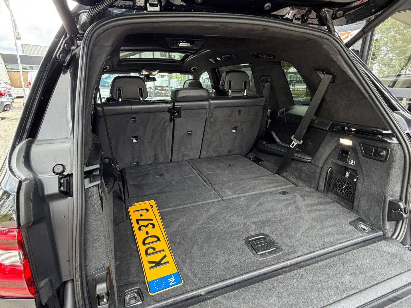 BMW X7 XDrive40i High Exe M-sport 7P|Pano|TV|Massage|Memory|Sky-Lounge|Soft-Close|Laser-Lights