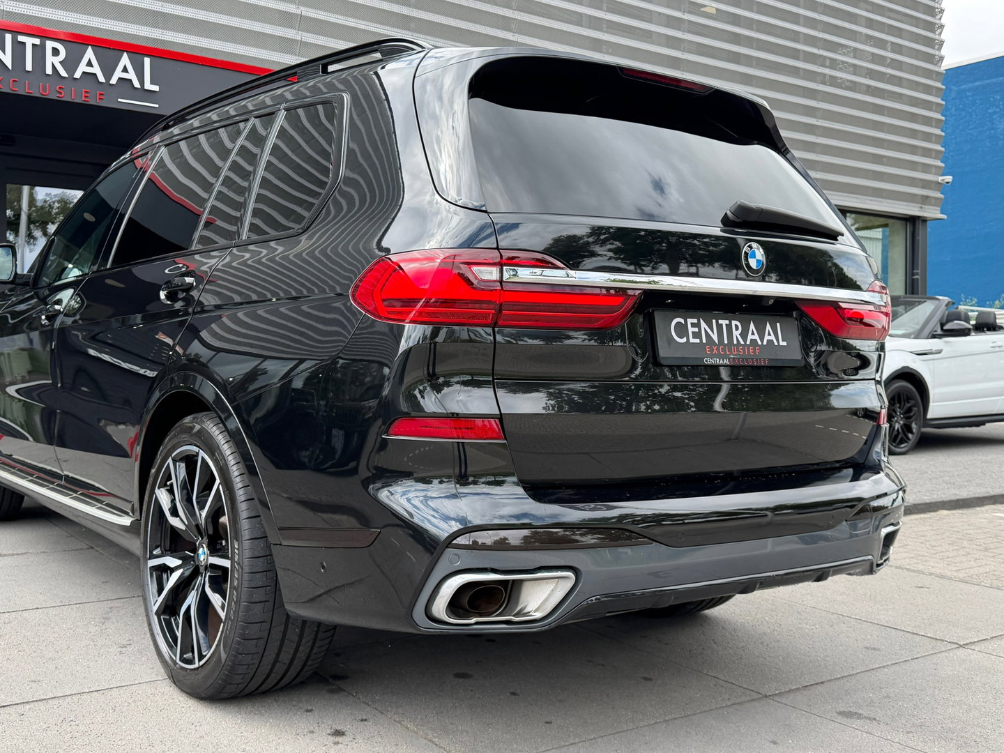 BMW X7 XDrive40i High Exe M-sport 7P|Pano|TV|Massage|Memory|Sky-Lounge|Soft-Close|Laser-Lights