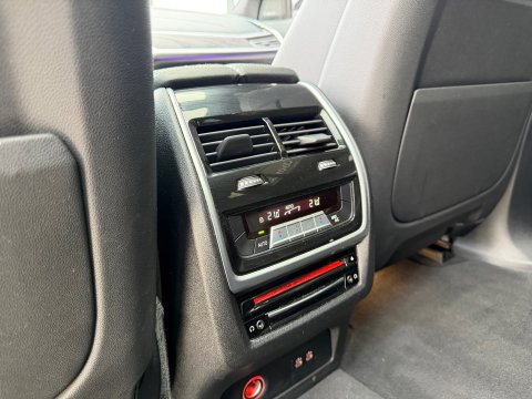 BMW X7 XDrive40i High Exe M-sport 7P|Pano|TV|Massage|Memory|Sky-Lounge|Soft-Close|Laser-Lights