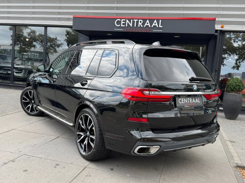 BMW X7 XDrive40i High Exe M-sport 7P|Pano|TV|Massage|Memory|Sky-Lounge|Soft-Close|Laser-Lights
