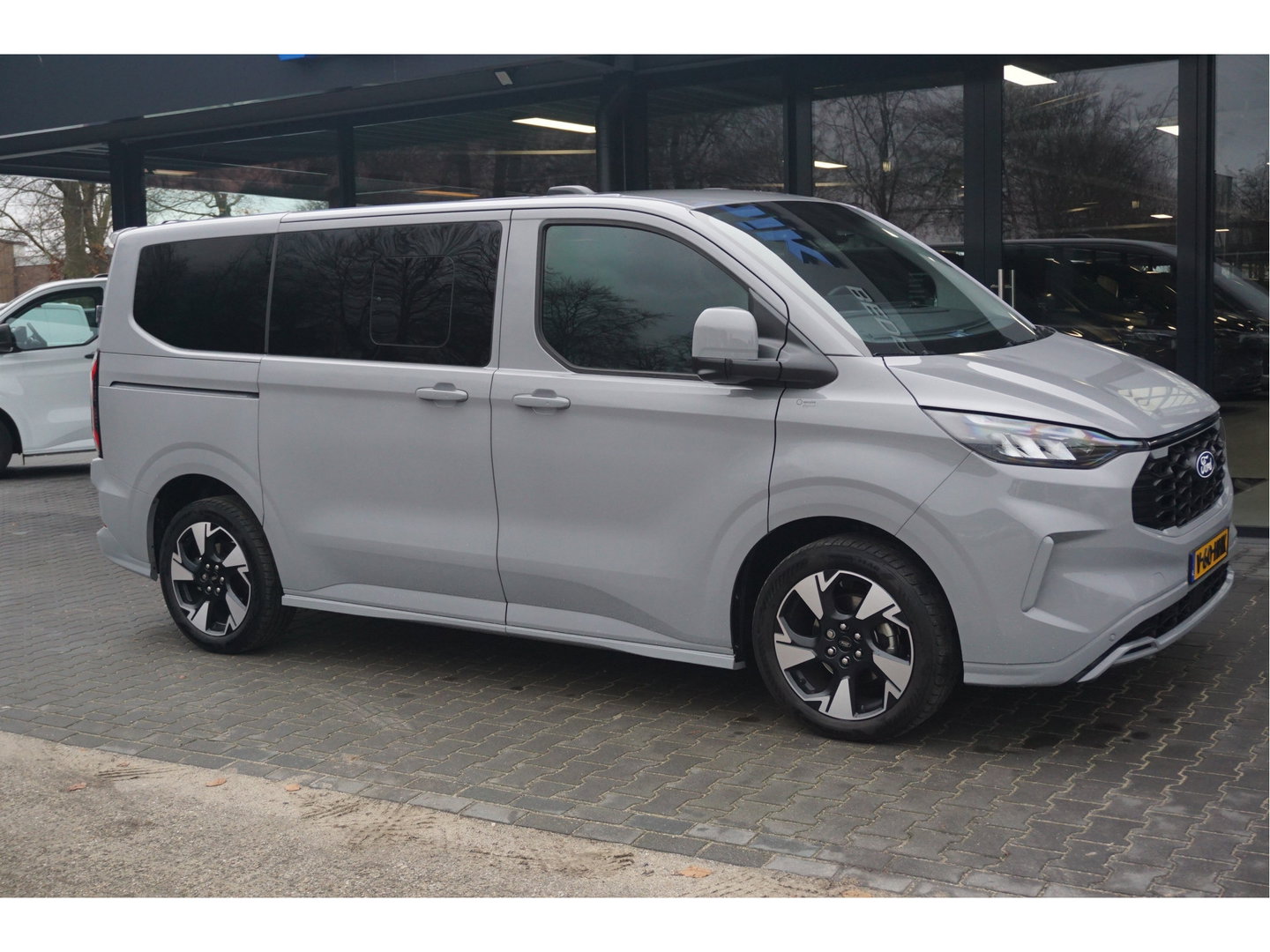Ford Transit Custom 320S 170PK DC Sport AUT BPM VRIJ Demo!! Navi, ACC, 360° Cam, 19" LM, Elek. Schuifdeur!! NR. HK01*