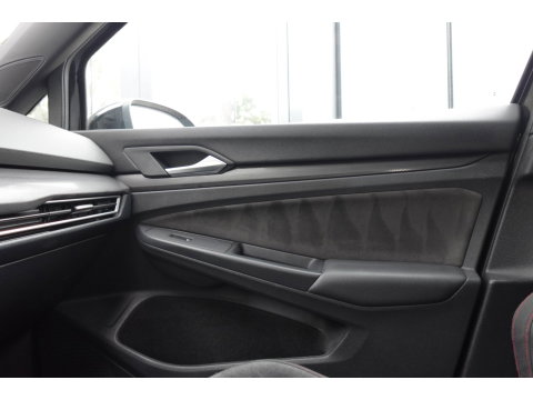 Volkswagen Golf 2.0 TSI GTI PANO CAM KEYLESS VOL