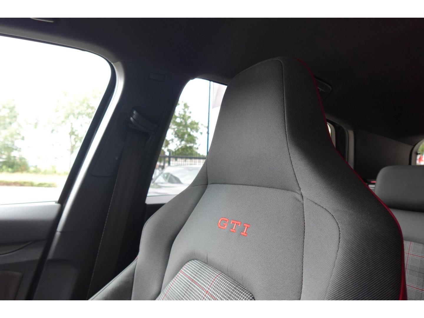 Volkswagen Golf 2.0 TSI GTI PANO CAM KEYLESS VOL