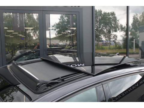 Volkswagen Golf 2.0 TSI GTI PANO CAM KEYLESS VOL