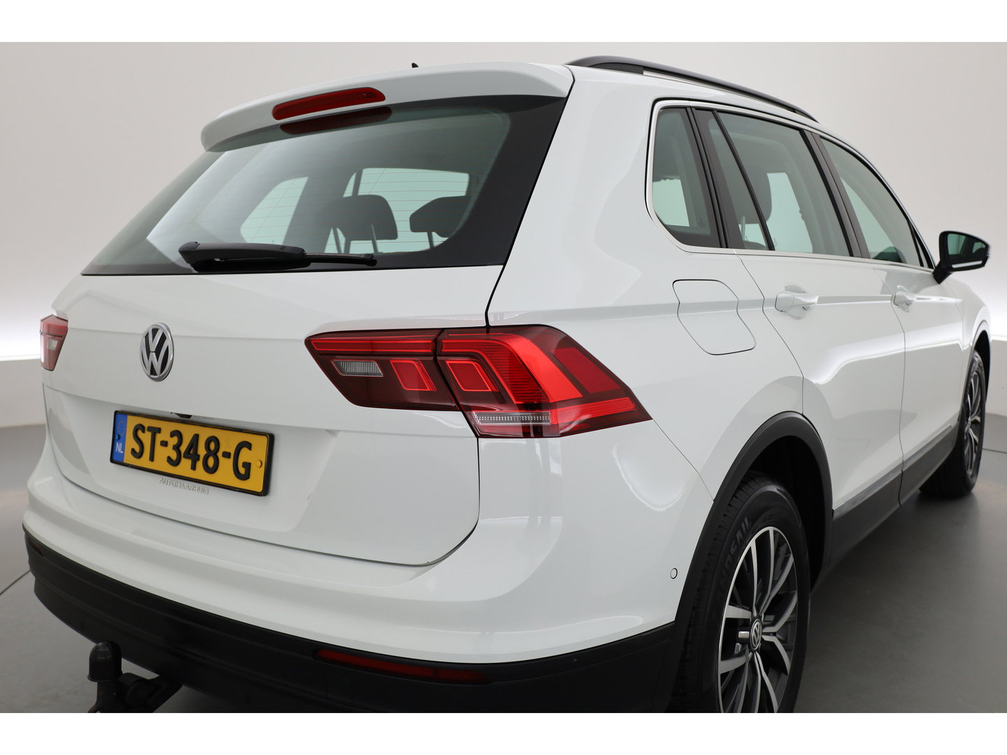 Volkswagen Tiguan 1.4 TSI Comfortline | Cruise Contr. | Trekhaak | All Season | Camera | Navi | Stoelverw. | PDC V+A