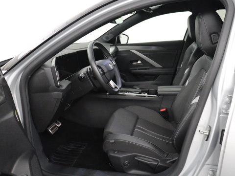 Opel Astra 1.6 Hybrid GS Line