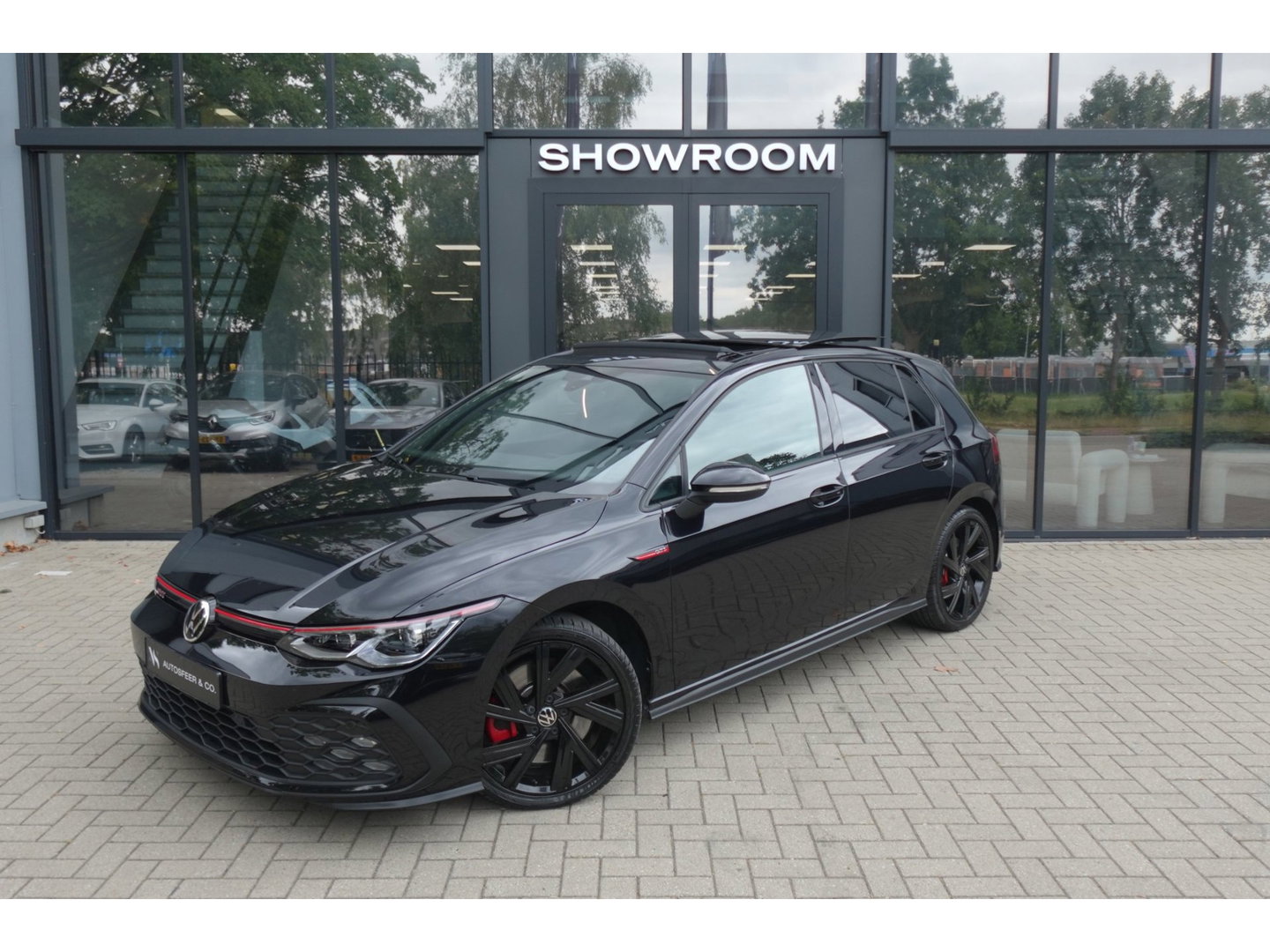 Volkswagen Golf 2.0 TSI GTI PANO CAM KEYLESS VOL
