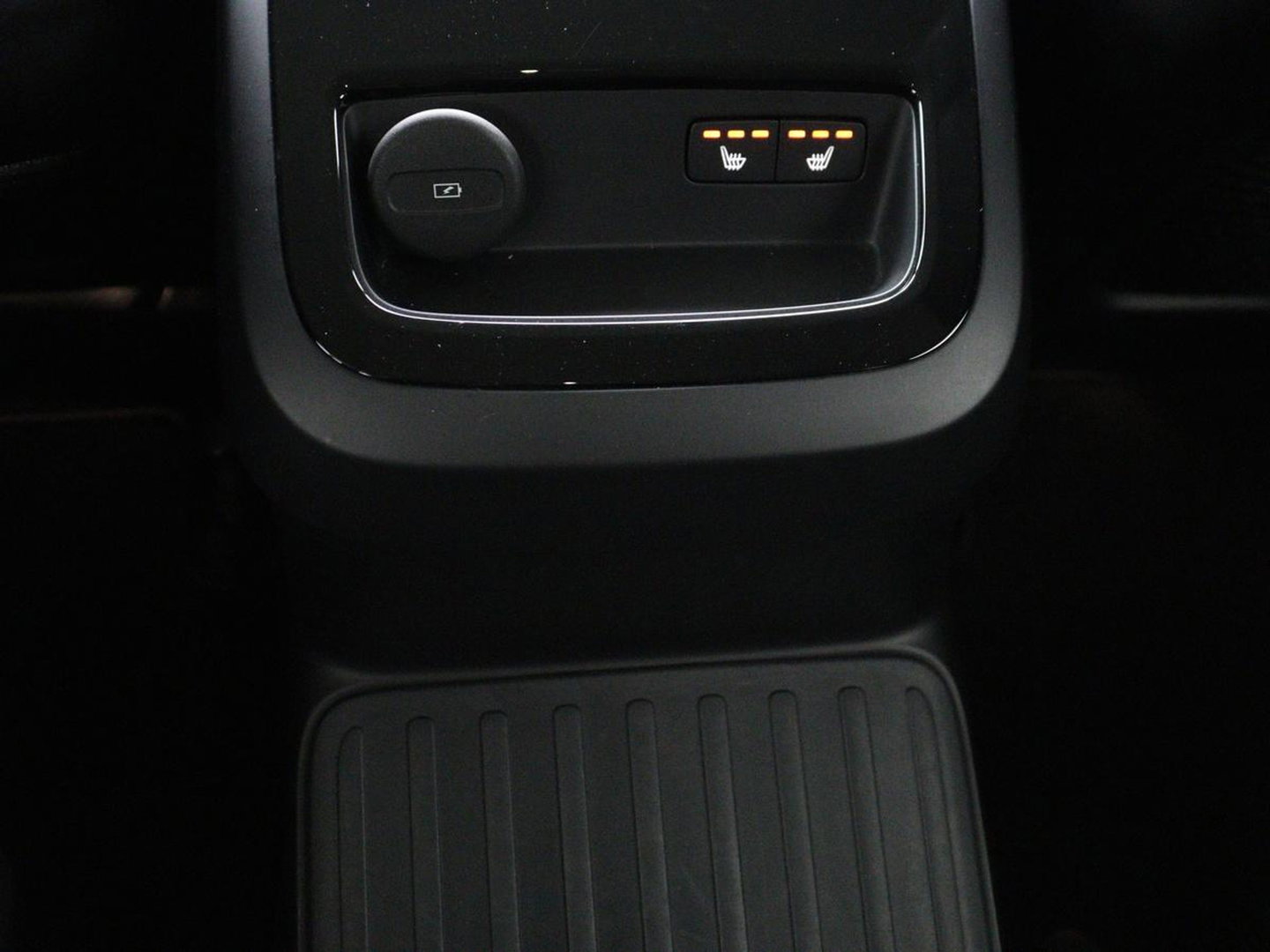Volvo V60 2.0 T6 Plug-in hybrid AWD Core Bright | SOH 97.0% | Leder | Harman/Kardon | 360 camera | Stuur/stoel verwarming | Carplay | Climate control | Memory | Full LED |