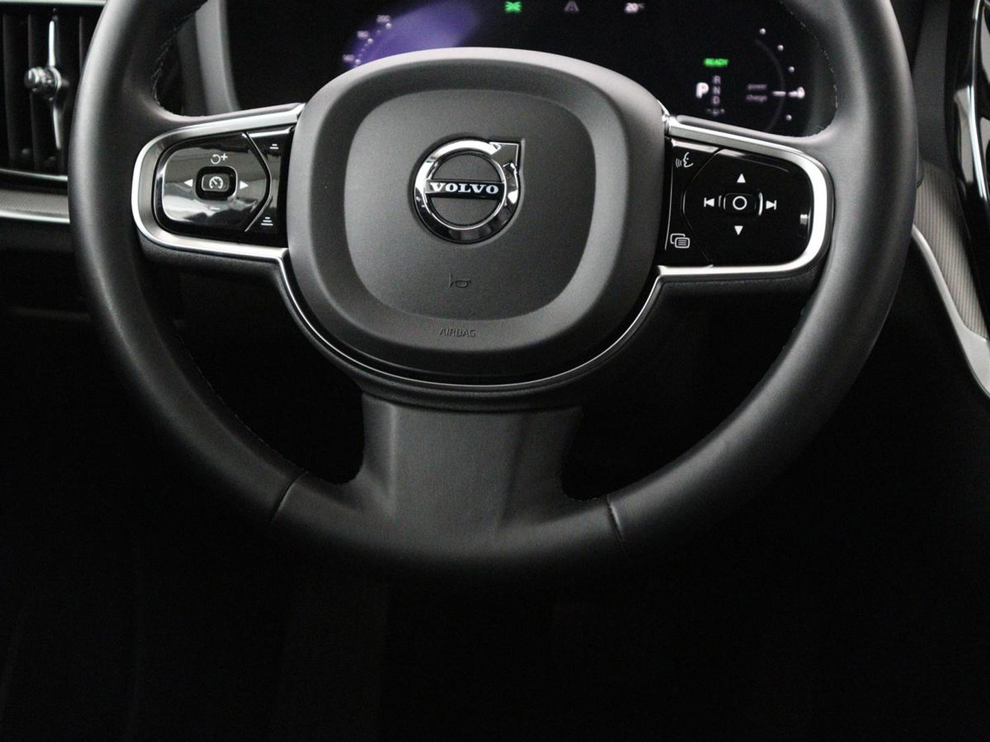 Volvo V60 2.0 T6 Plug-in hybrid AWD Core Bright | SOH 97.0% | Leder | Harman/Kardon | 360 camera | Stuur/stoel verwarming | Carplay | Climate control | Memory | Full LED |