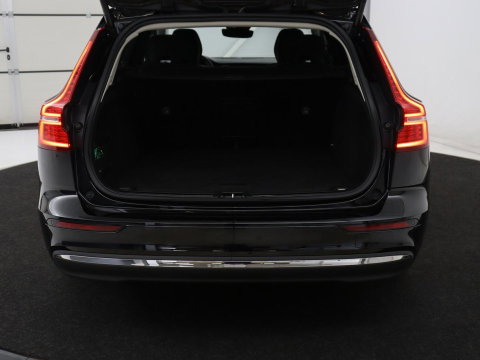 Volvo V60 2.0 T6 Plug-in hybrid AWD Core Bright | SOH 97.0% | Leder | Harman/Kardon | 360 camera | Stuur/stoel verwarming | Carplay | Climate control | Memory | Full LED |