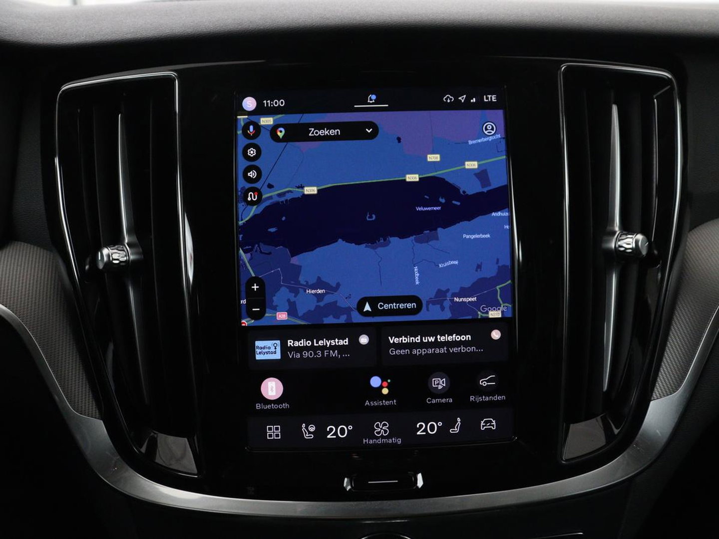 Volvo V60 2.0 T6 Plug-in hybrid AWD Core Bright | SOH 97.0% | Leder | Harman/Kardon | 360 camera | Stuur/stoel verwarming | Carplay | Climate control | Memory | Full LED |