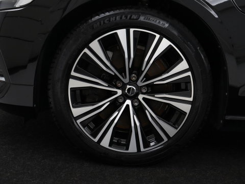 Volvo V60 2.0 T6 Plug-in hybrid AWD Core Bright | SOH 97.0% | Leder | Harman/Kardon | 360 camera | Stuur/stoel verwarming | Carplay | Climate control | Memory | Full LED |