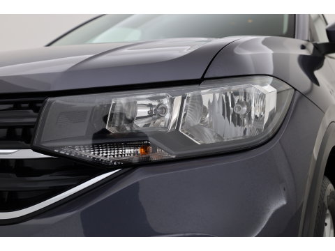 Volkswagen T-Cross 1.0 TSI Life | Adapt. Cruise | Trekhaak | PDC V+A | All Season | Navi | Apple CarPlay & Android Auto