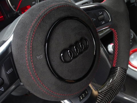 Audi R8 4.2 V8 FSI 421PK / Carbon / Liftsysteem / LED / B&O