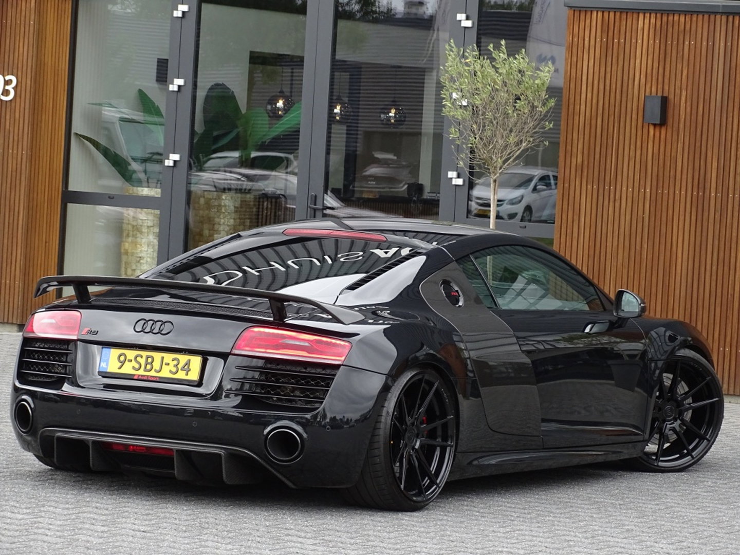 Audi R8 4.2 V8 FSI 421PK / Carbon / Liftsysteem / LED / B&O