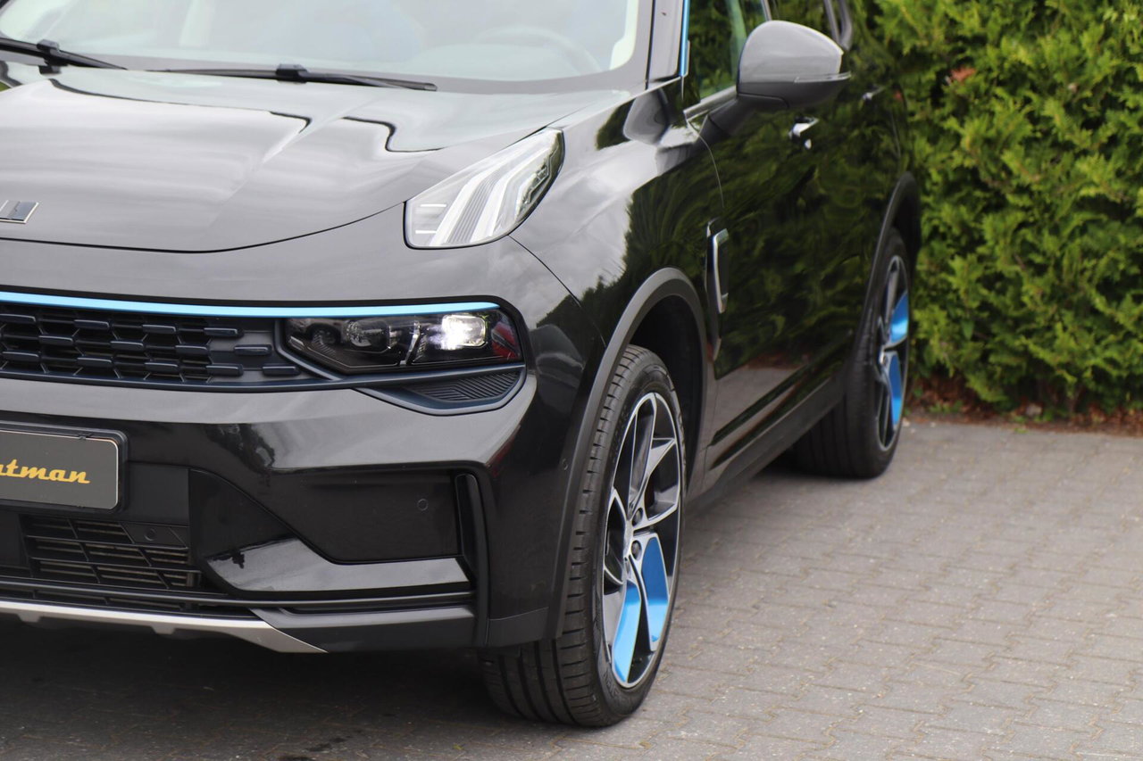 Lynk & Co 01