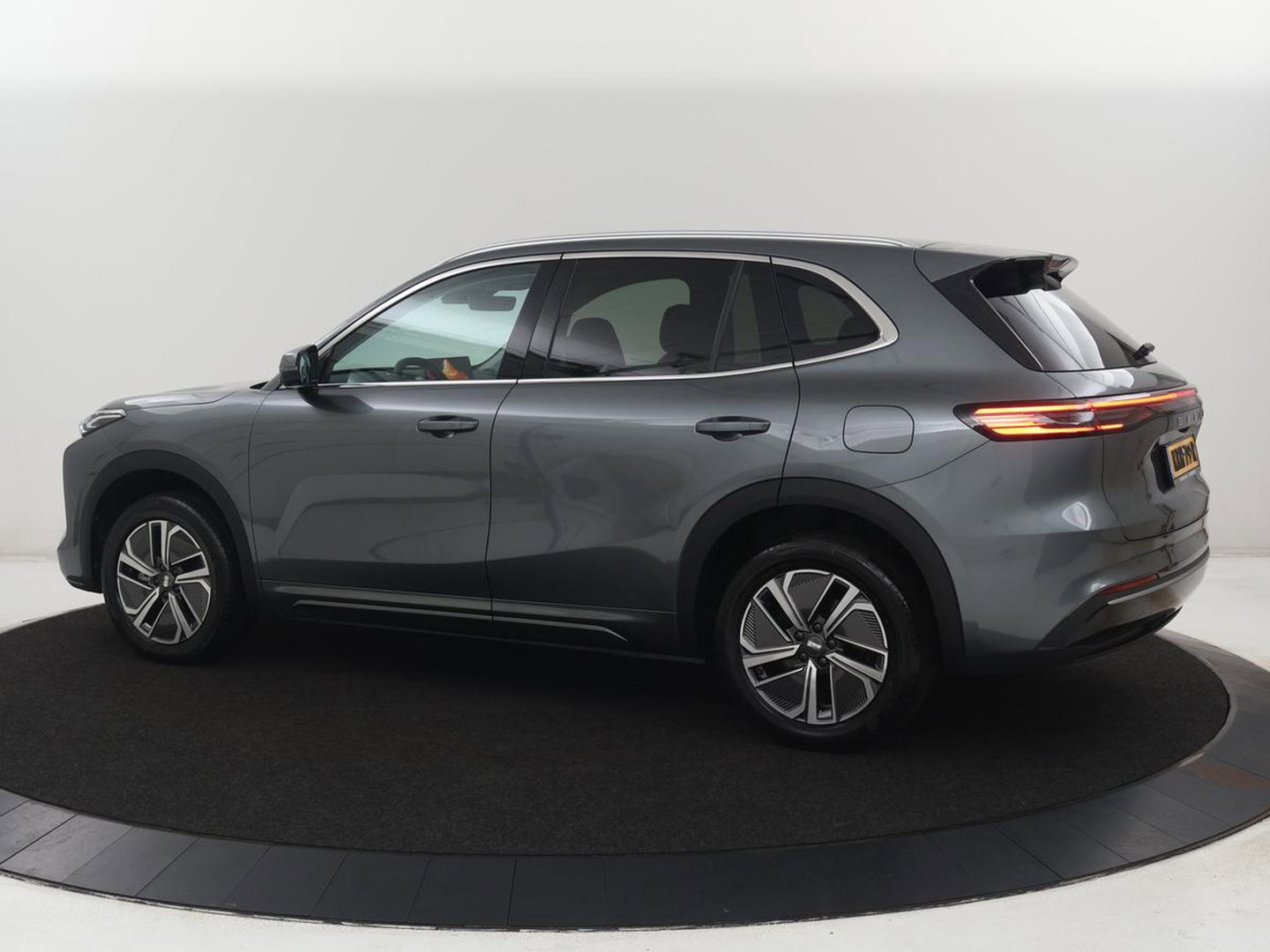 GEELY Starray EM-i 1.5 Pro
