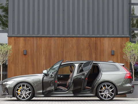 Volvo V60 T8 AWD 405PK Inscription Plug-In Hybrid / Heico Ed. / LED