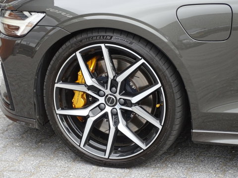 Volvo V60 T8 AWD 405PK Inscription Plug-In Hybrid / Heico Ed. / LED