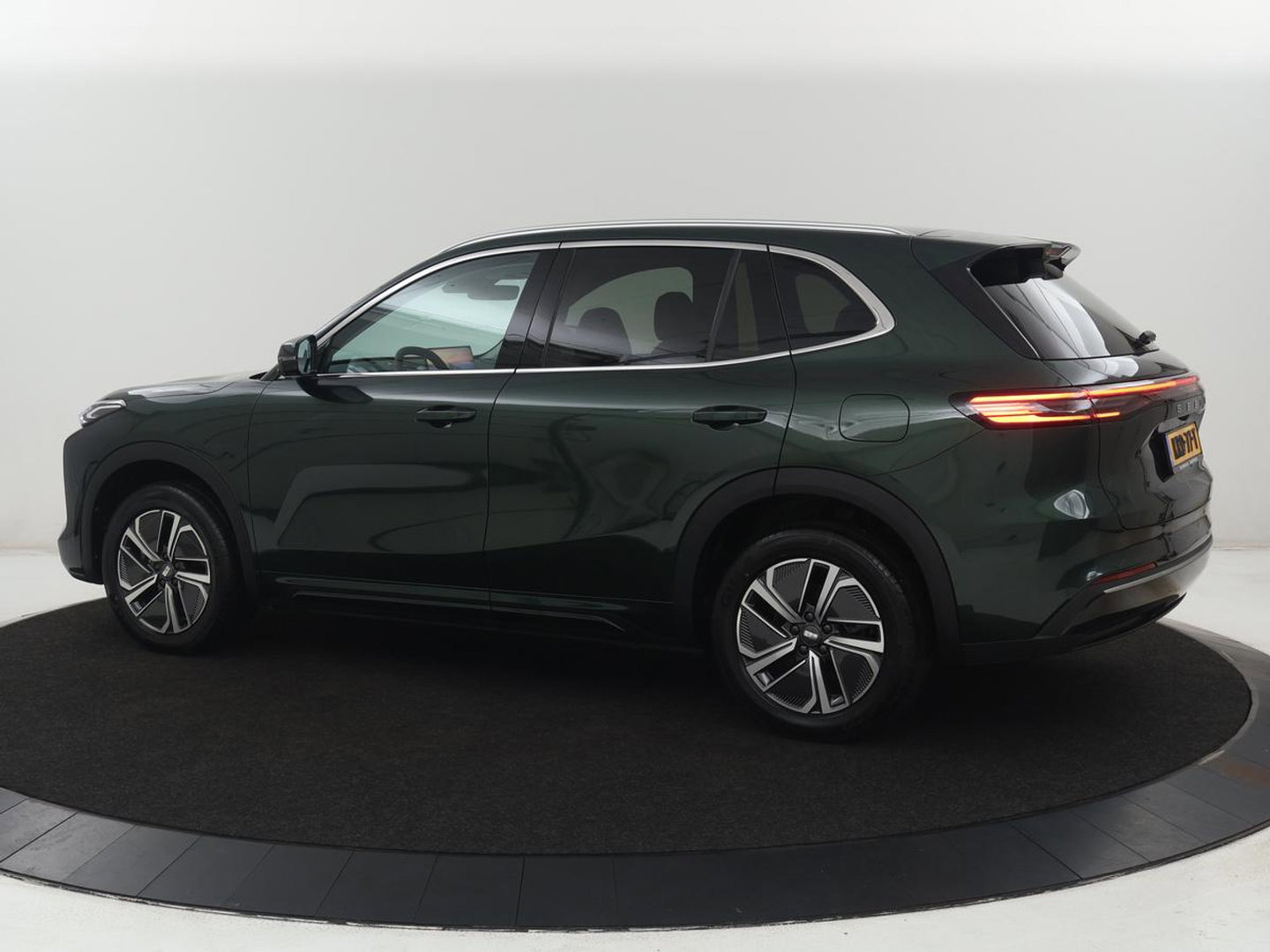 GEELY Starray EM-i 1.5 Pro