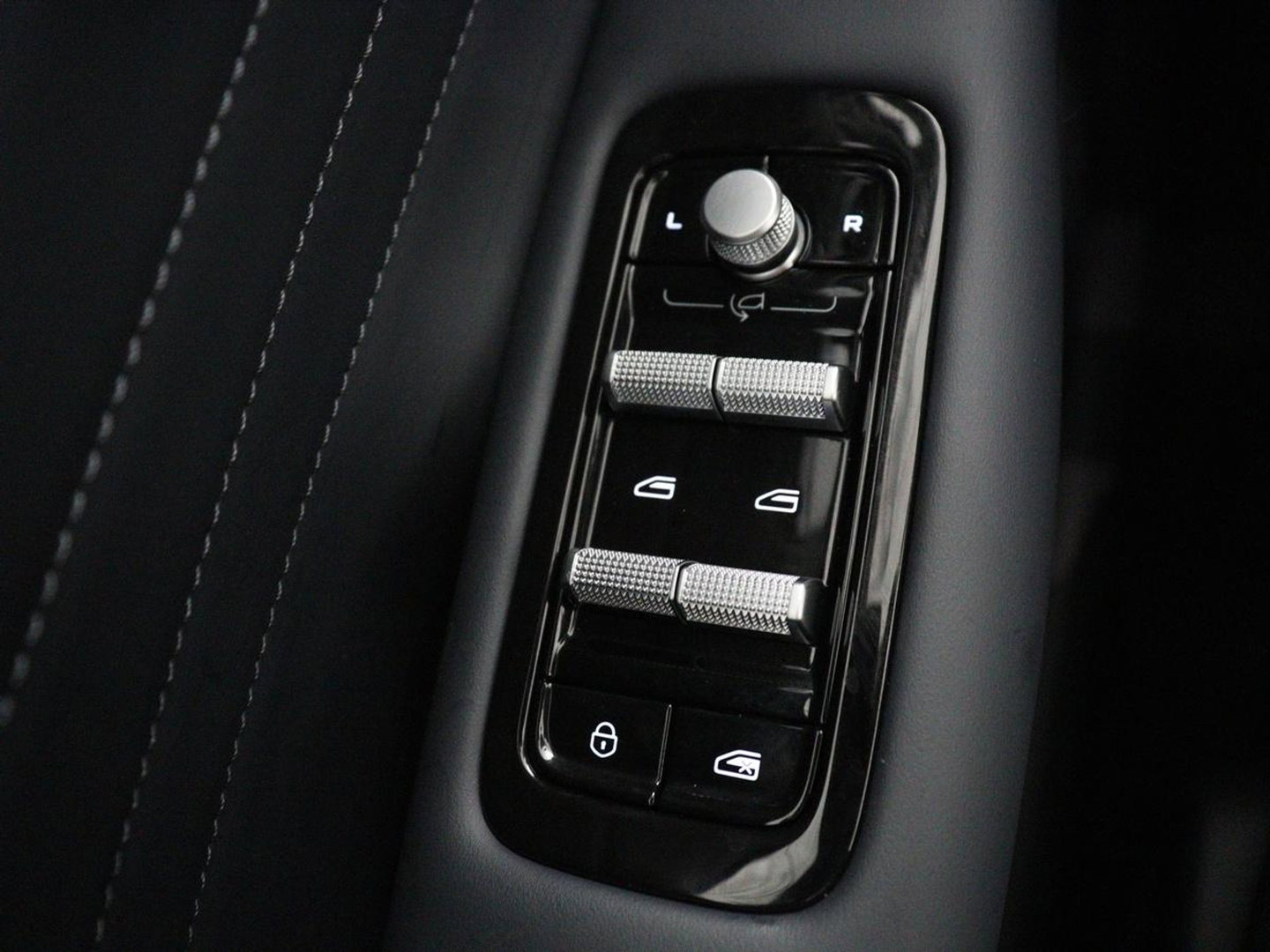 GEELY Starray EM-i 1.5 Pro