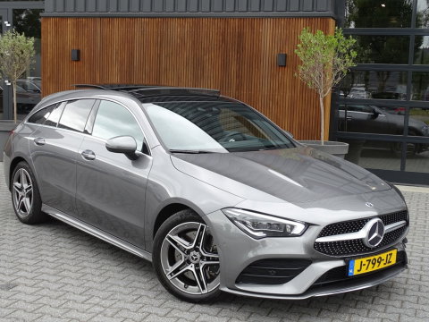Mercedes-Benz CLA-Klasse Shooting Brake 250 225PK AMG / panorama / *NAP*