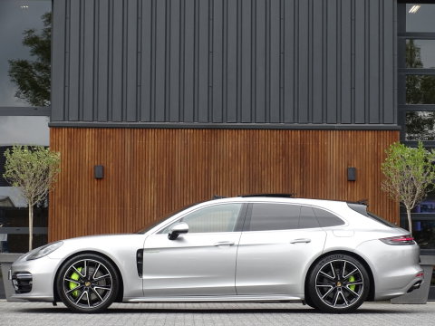 Porsche Panamera 2.9 V6 4 E-Hybrid 462PK / Softclose / Approved / PDLS+ / Nachtzicht