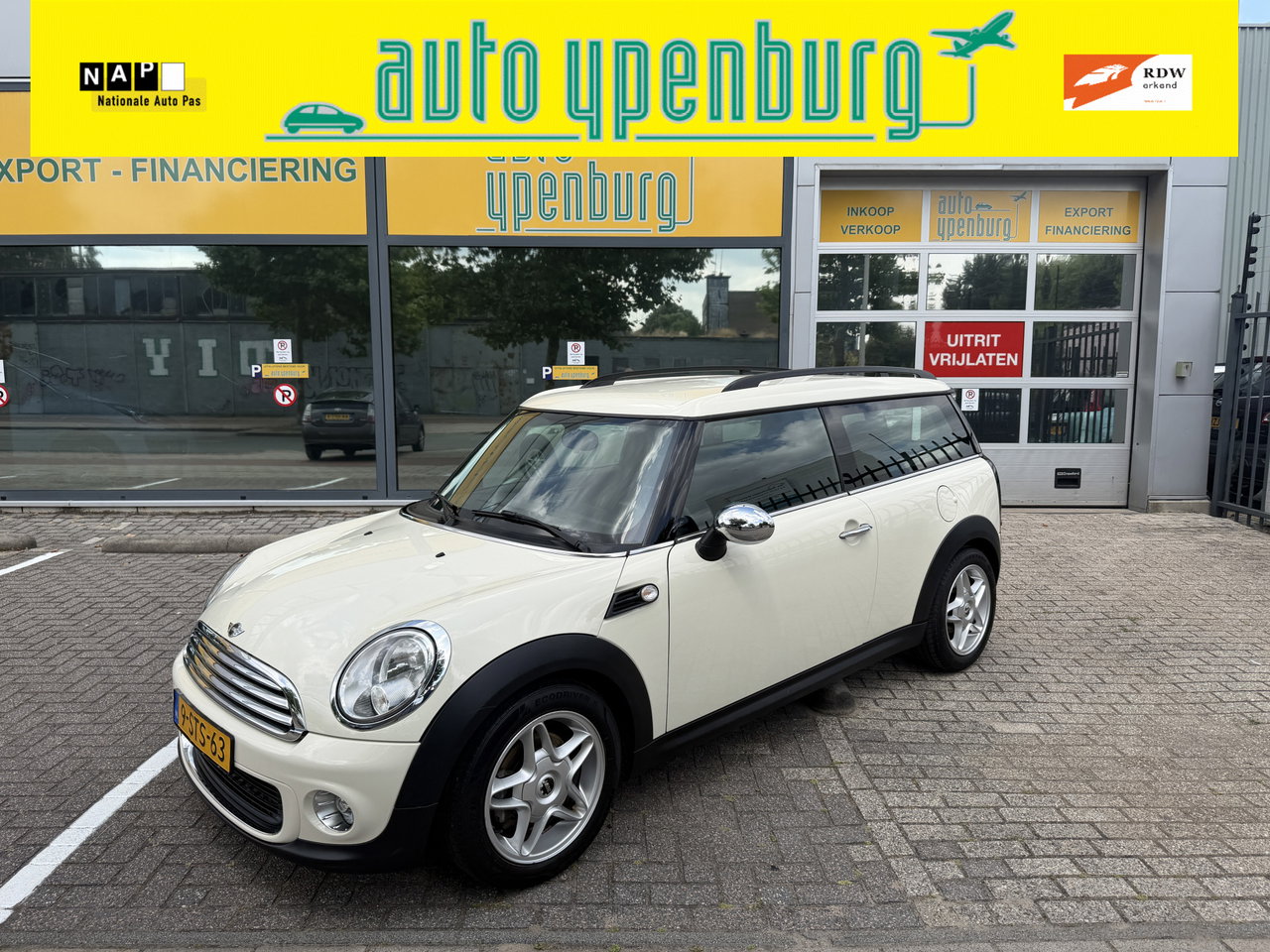 MINI Clubman