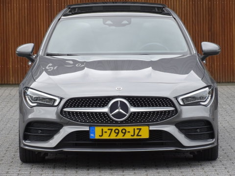 Mercedes-Benz CLA-Klasse Shooting Brake 250 225PK AMG / panorama / *NAP*