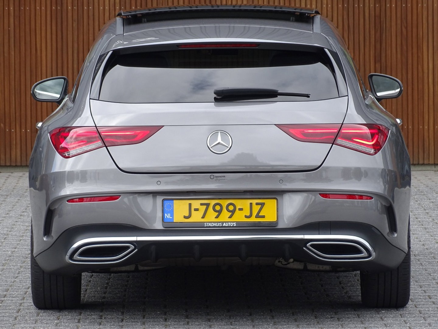 Mercedes-Benz CLA-Klasse Shooting Brake 250 225PK AMG / panorama / *NAP*
