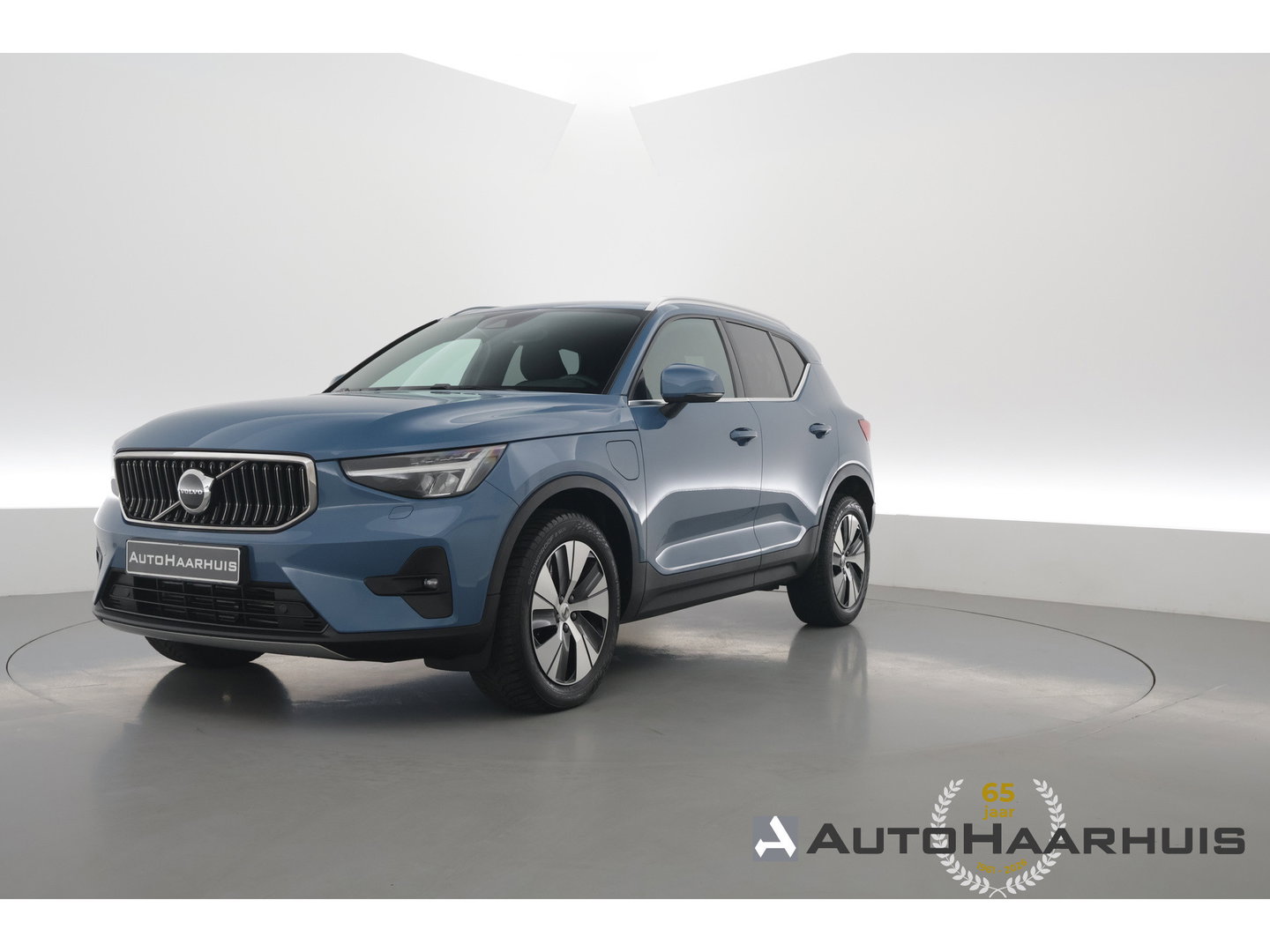 Volvo XC40 T4 Plug-in hybrid Plus Bright | Adapt. Cruise | Stoel- Stuurverw. | Camera | NAV + CarPlay | Bliss (Dodehoekdet. |