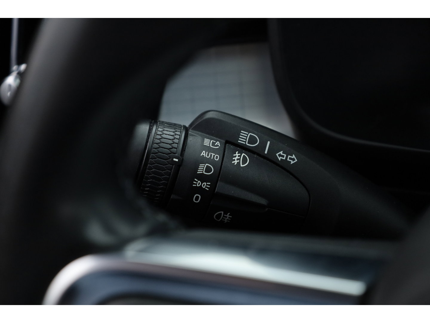 Volvo XC40 T4 Plug-in hybrid Plus Bright | Adapt. Cruise | Stoel- Stuurverw. | Camera | NAV + CarPlay | Bliss (Dodehoekdet. |