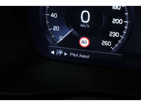 Volvo XC40 T4 Plug-in hybrid Plus Bright | Adapt. Cruise | Stoel- Stuurverw. | Camera | NAV + CarPlay | Bliss (Dodehoekdet. |