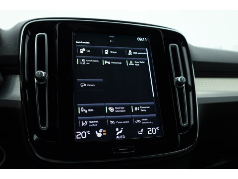Volvo XC40 T4 Plug-in hybrid Plus Bright | Adapt. Cruise | Stoel- Stuurverw. | Camera | NAV + CarPlay | Bliss (Dodehoekdet. |