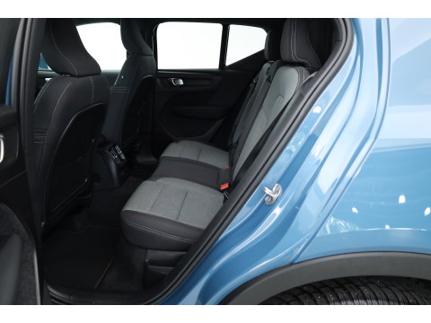 Volvo XC40 T4 Plug-in hybrid Plus Bright | Adapt. Cruise | Stoel- Stuurverw. | Camera | NAV + CarPlay | Bliss (Dodehoekdet. |