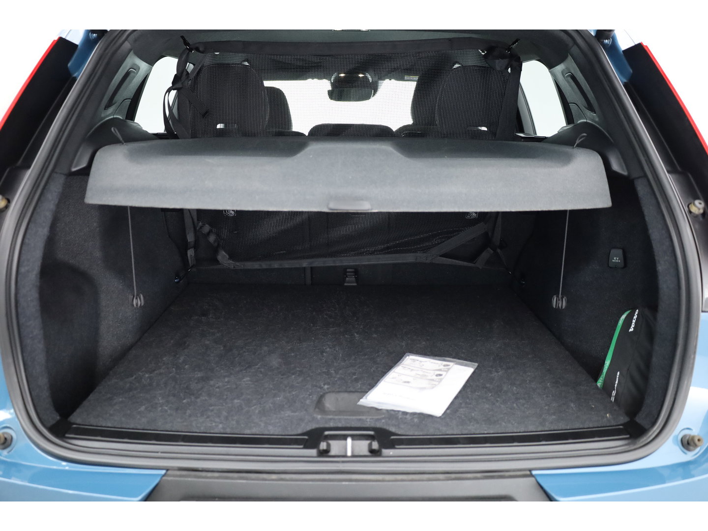 Volvo XC40 T4 Plug-in hybrid Plus Bright | Adapt. Cruise | Stoel- Stuurverw. | Camera | NAV + CarPlay | Bliss (Dodehoekdet. |